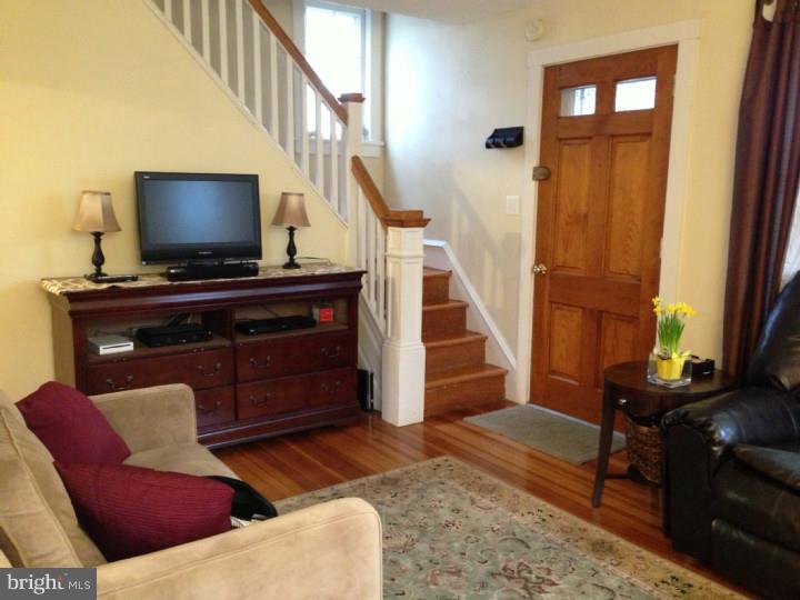 123 Princeton Road Audubon, NJ 08106 - Photo 3 of 17 Living Room