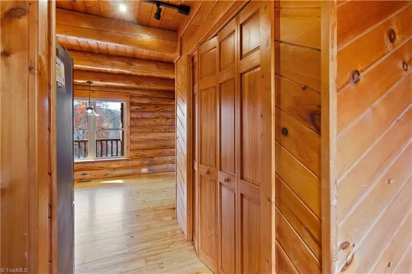 $325,000 | 650 Cabin Cove Lane, Moravian Falls, NC 28654