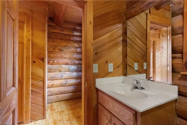 $325,000 | 650 Cabin Cove Lane, Moravian Falls, NC 28654