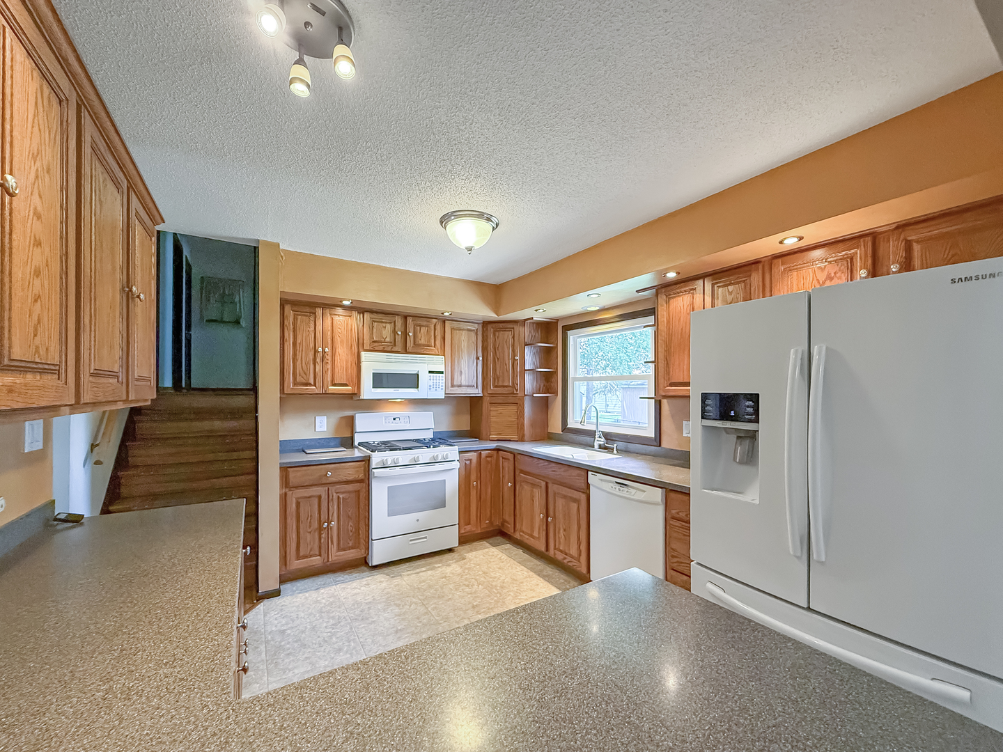 1025 Ruth Crane Drive Rantoul, IL 61866 - Photo 8 of 27