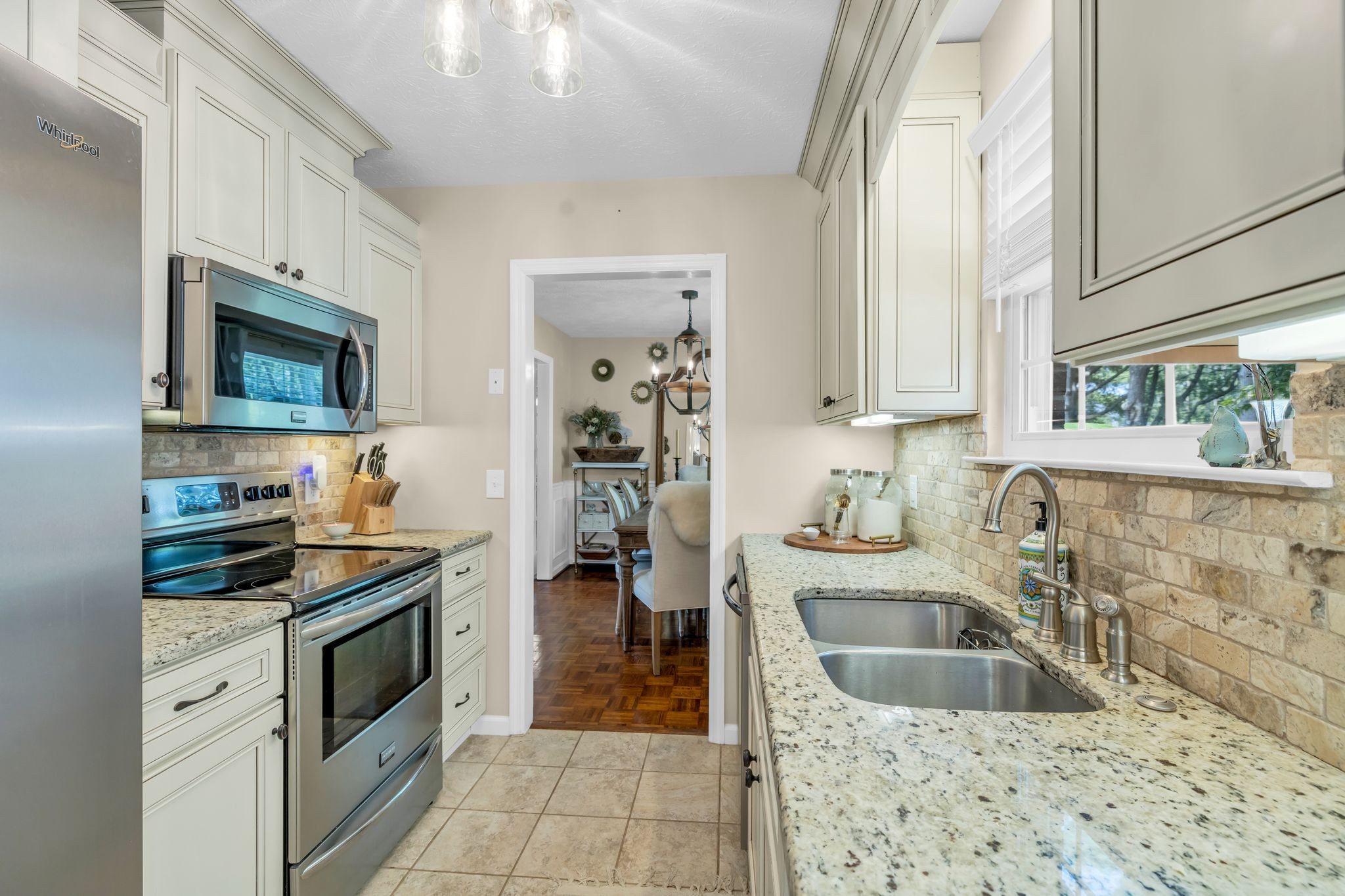 105 Raspberry Lane Smyrna, TN 37167 - Photo 11 of 32 Beautiful granite countertops brighten up this airy space!