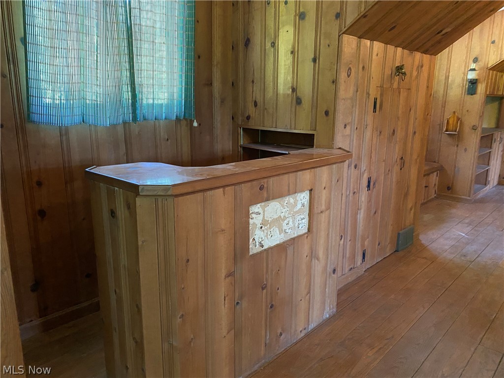 8595 Fairmount Road Novelty, OH 44072 - Photo 27 of 34 Wet Bar in "Man Cave"
