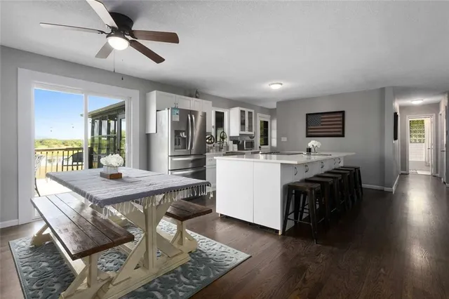 $699,950 | 1204 East 223rd Street, Cleveland, MO 64734