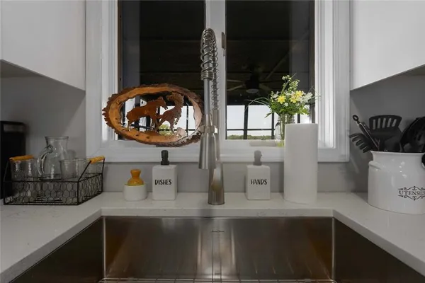 $664,950 | 1204 East 223rd Street, Cleveland, MO 64734