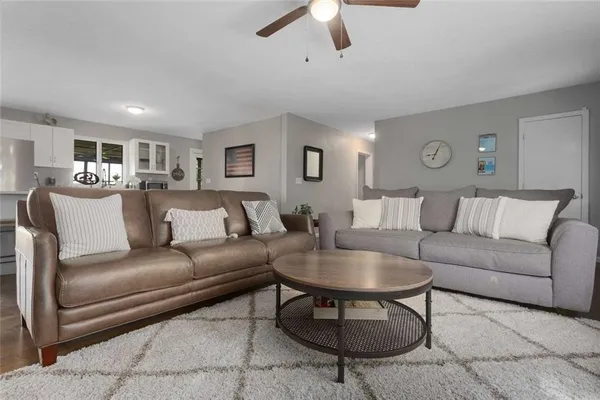 $664,950 | 1204 East 223rd Street, Cleveland, MO 64734
