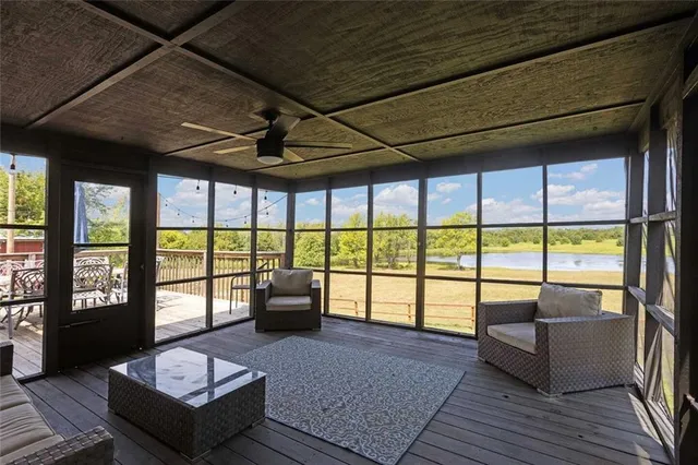 $699,950 | 1204 East 223rd Street, Cleveland, MO 64734