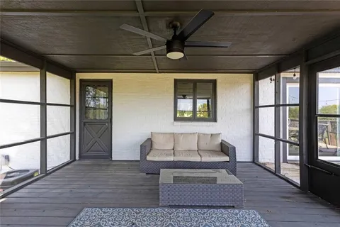 $669,950 | 1204 East 223rd Street, Cleveland, MO 64734