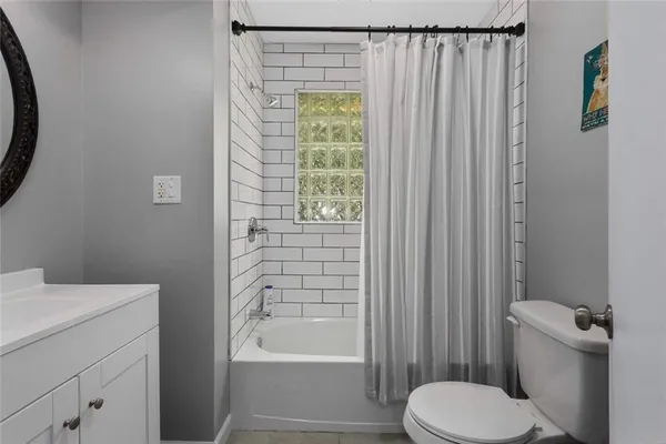 $664,950 | 1204 East 223rd Street, Cleveland, MO 64734