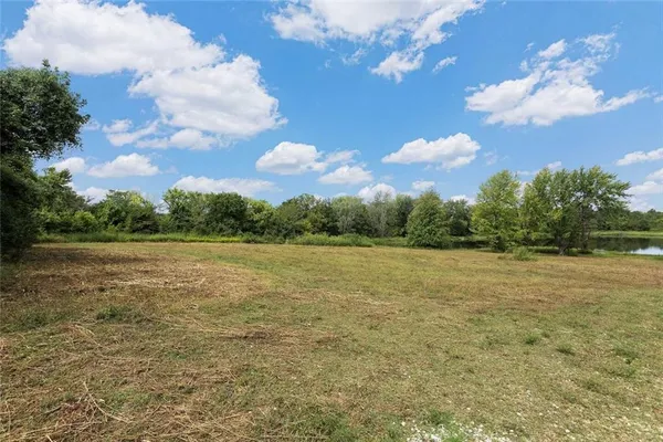 $664,950 | 1204 East 223rd Street, Cleveland, MO 64734