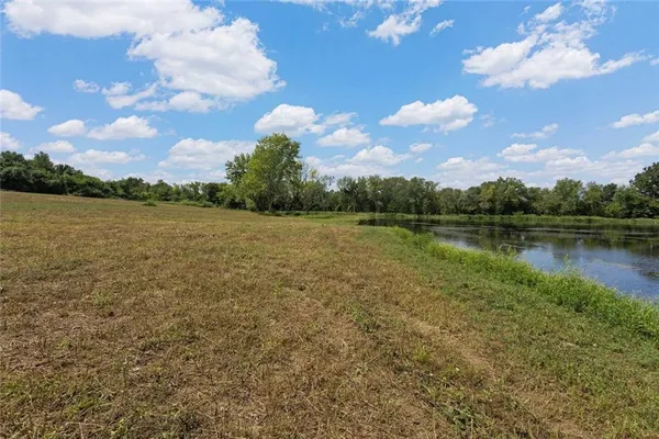 $664,950 | 1204 East 223rd Street, Cleveland, MO 64734