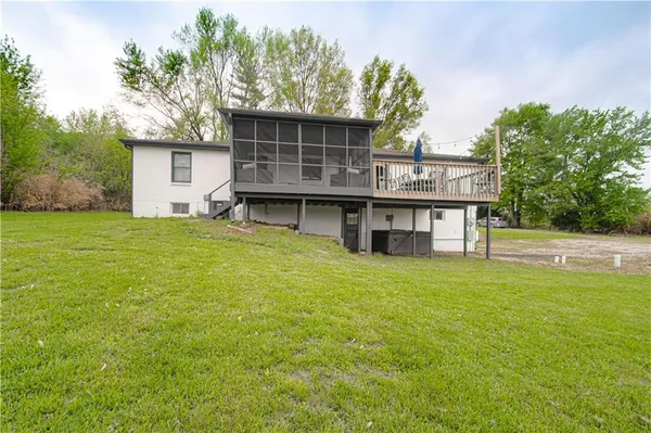 $664,950 | 1204 East 223rd Street, Cleveland, MO 64734