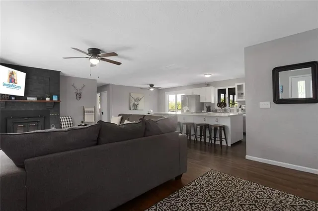 $699,950 | 1204 East 223rd Street, Cleveland, MO 64734