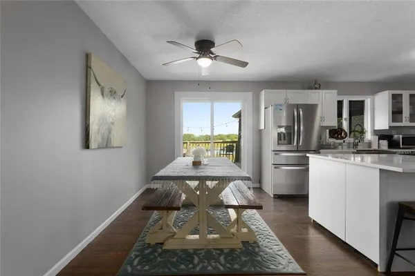 $664,950 | 1204 East 223rd Street, Cleveland, MO 64734