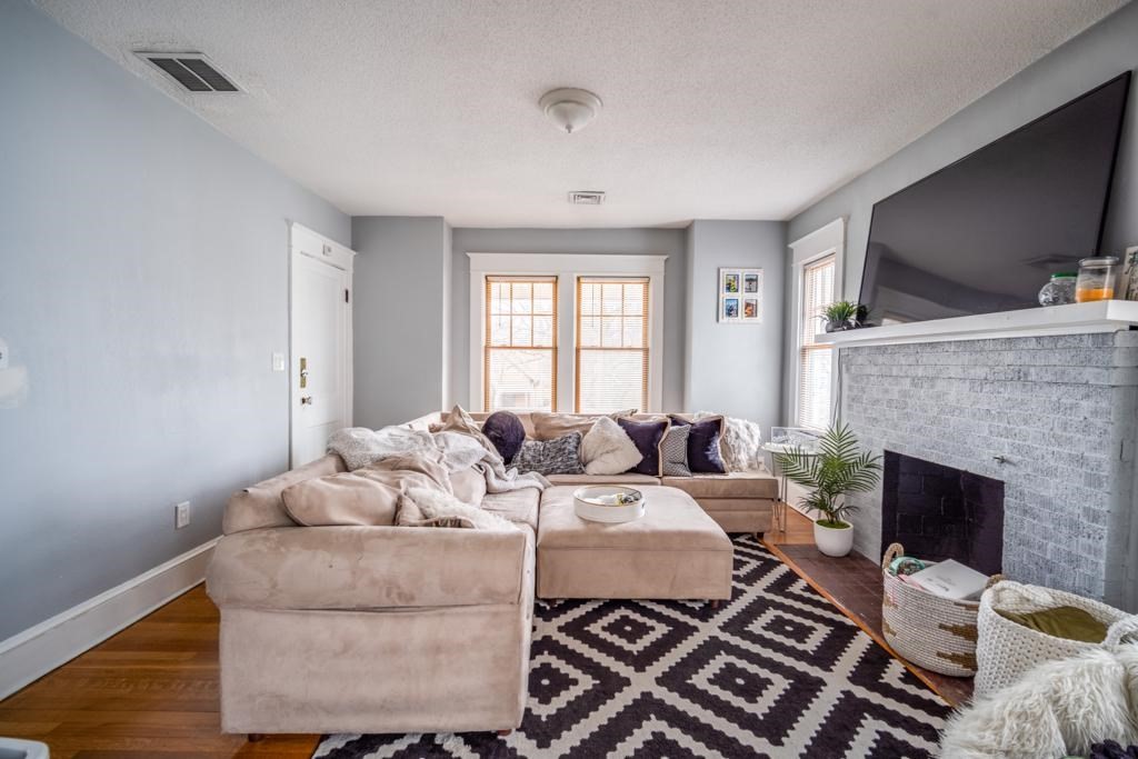 83-85 Thompson Street Springfield, MA 01109 - Photo 10 of 17