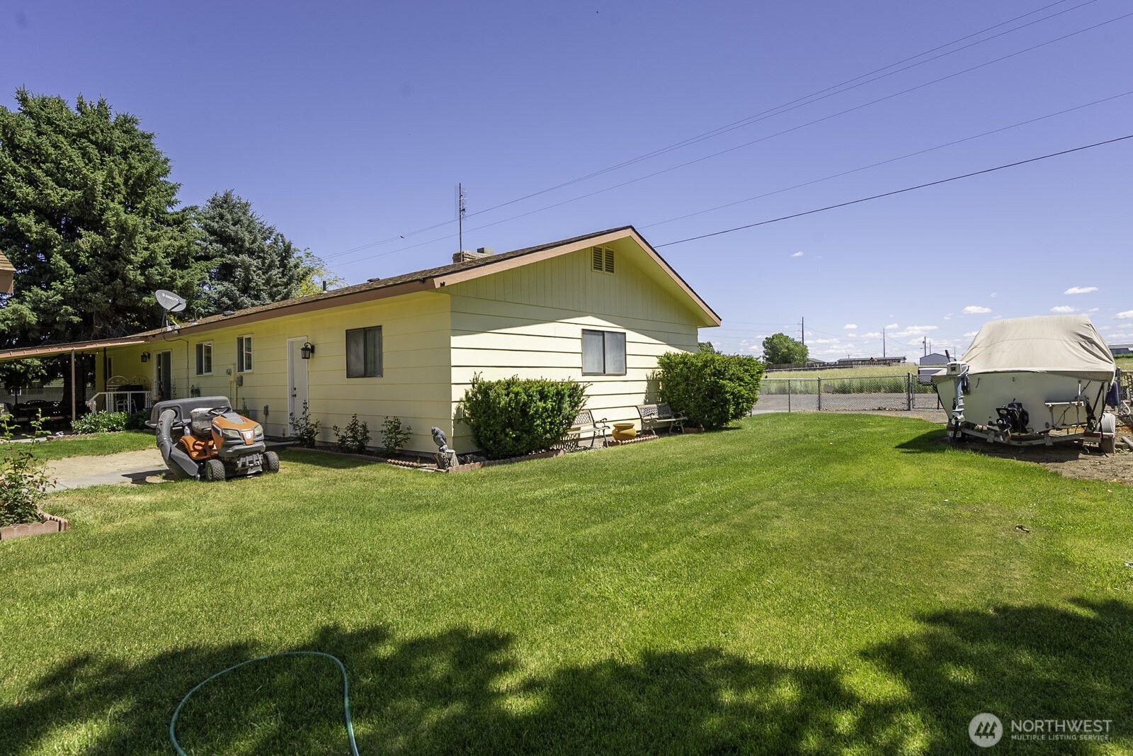 4934 Rd L.9 Northeast Moses Lake, WA 98837 - Photo 15 of 31