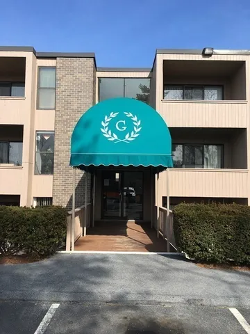 $285,000 | 44 Shrewsbury Green Drive, Unit B, Shrewsbury, MA 01545