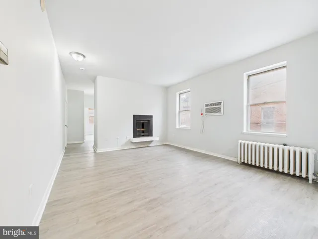 $1,750 | 517 South 5th Street, Unit 2, Philadelphia, PA 19147