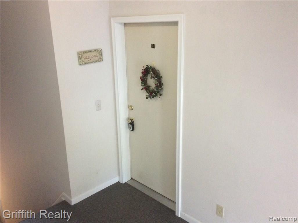 515 West Highland Road, Unit 3 Howell, MI 48843 - Photo 12 of 27 IMG_4974.JPG