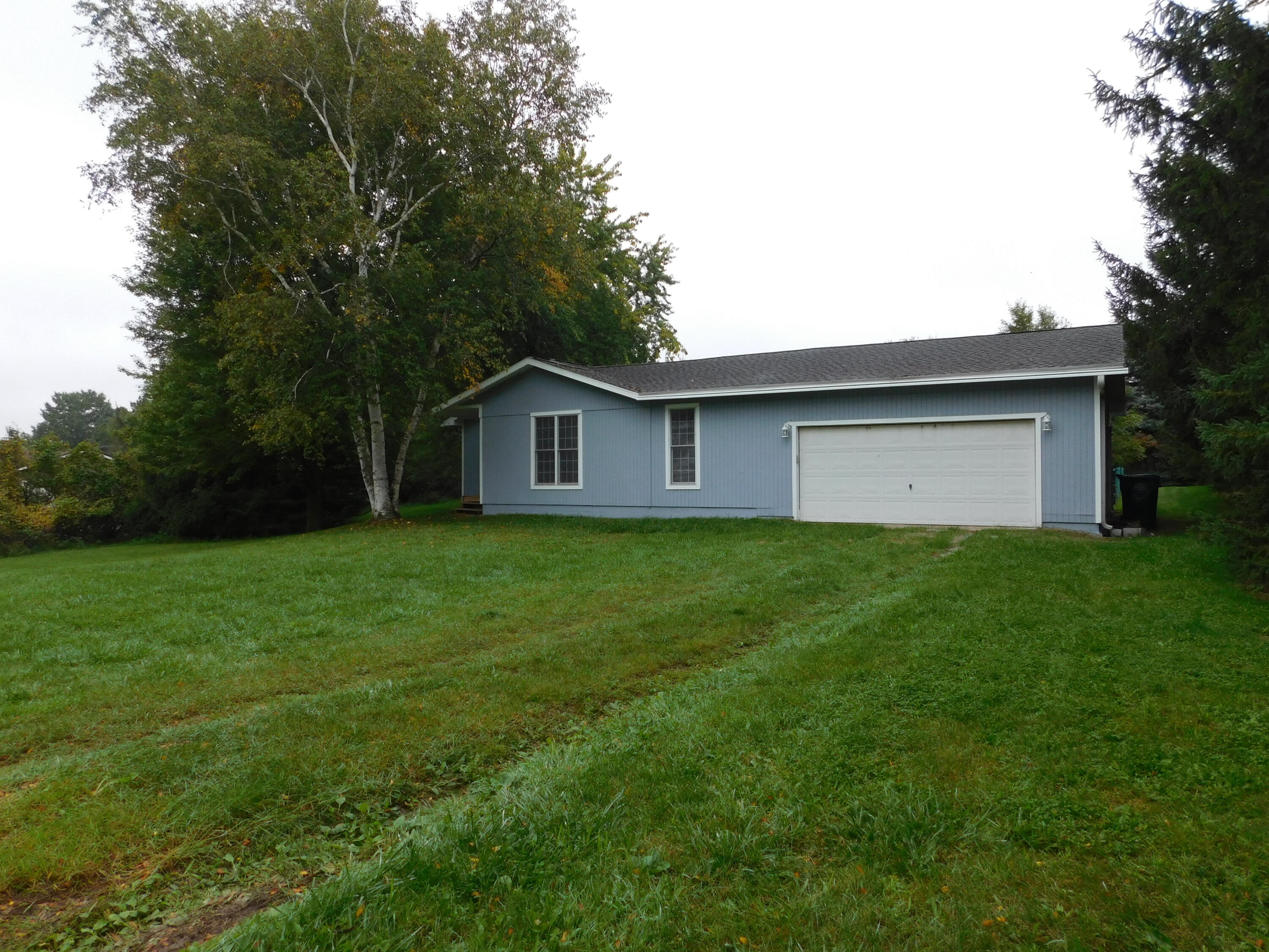 4890 Milett Road Fowlerville, MI 48836 - Photo 1 of 42 DSCN4416