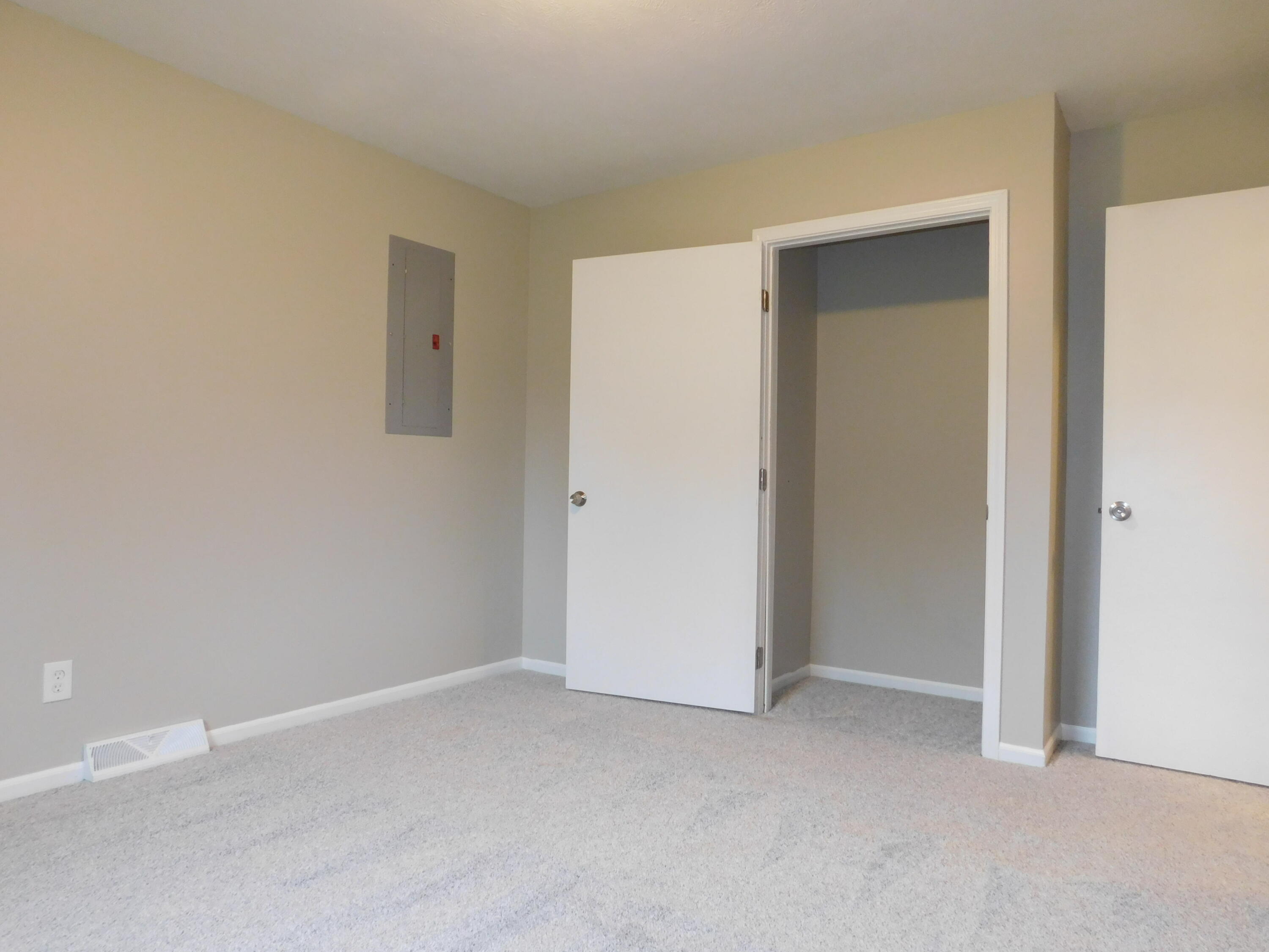 4890 Milett Road Fowlerville, MI 48836 - Photo 16 of 42 DSCN4310