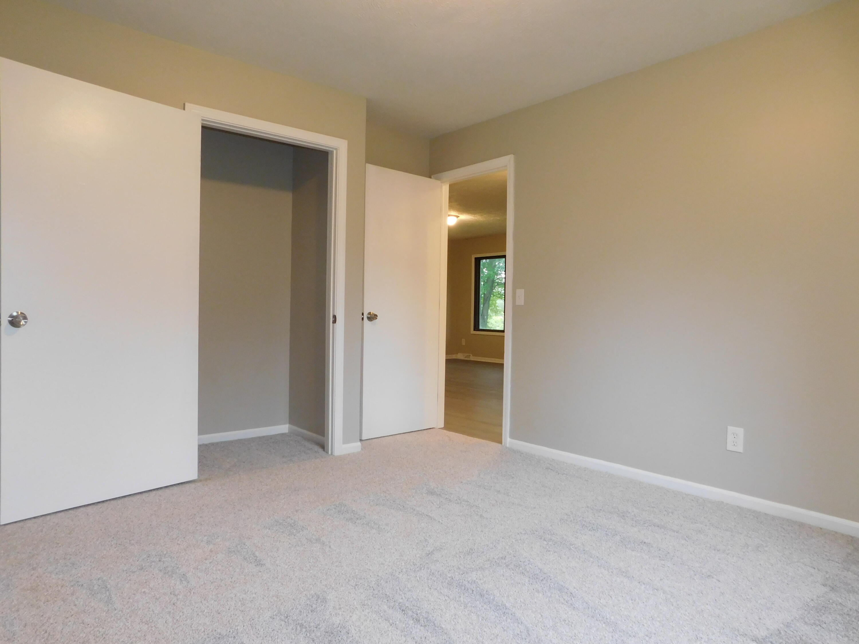 4890 Milett Road Fowlerville, MI 48836 - Photo 17 of 42 DSCN4311