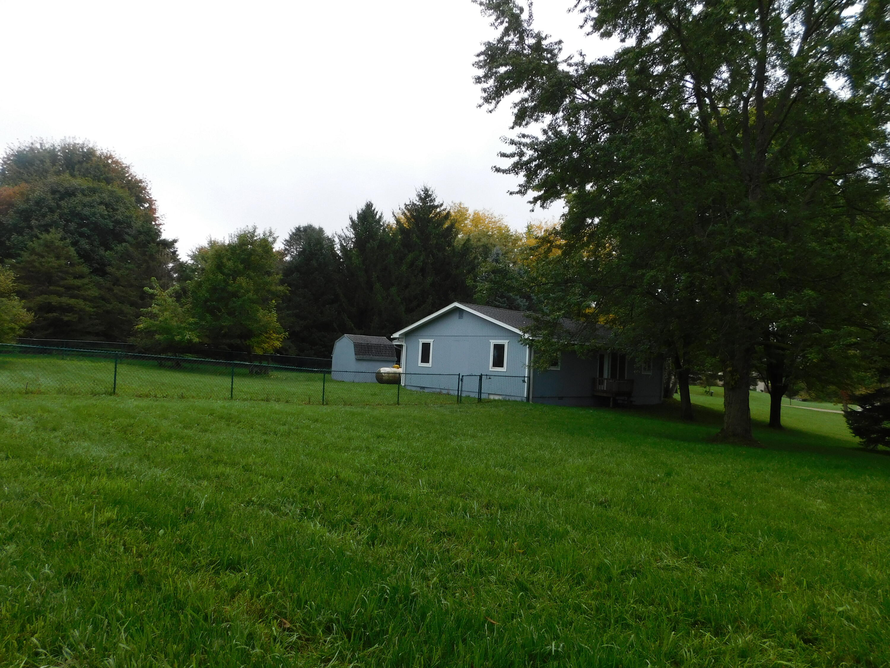 4890 Milett Road Fowlerville, MI 48836 - Photo 40 of 42 DSCN4427