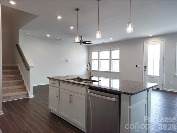 $2,295 | 8823 Arrington Hall, Charlotte, NC 28215