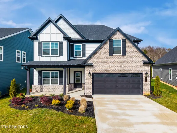 $574,900 | 1816 Melton Mdws Drive, Maryville, TN 37803