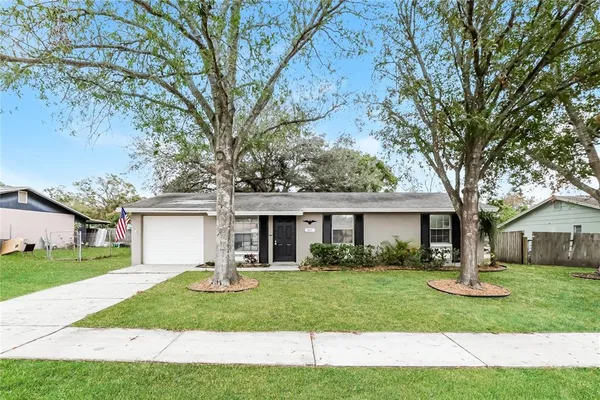 $1,899 | Undisclosed Address, Valrico, FL 33594