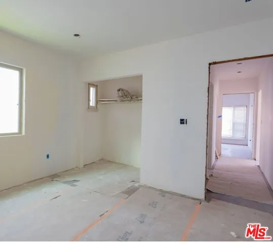 $1,189,000 | 4218 West 58th Place, Los Angeles, CA 90043