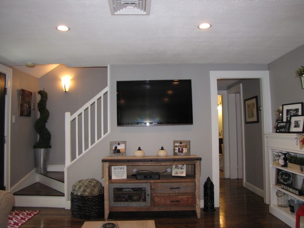 97 River Road Tewksbury, MA 01876 - Photo 14 of 28 Gallery Image 14