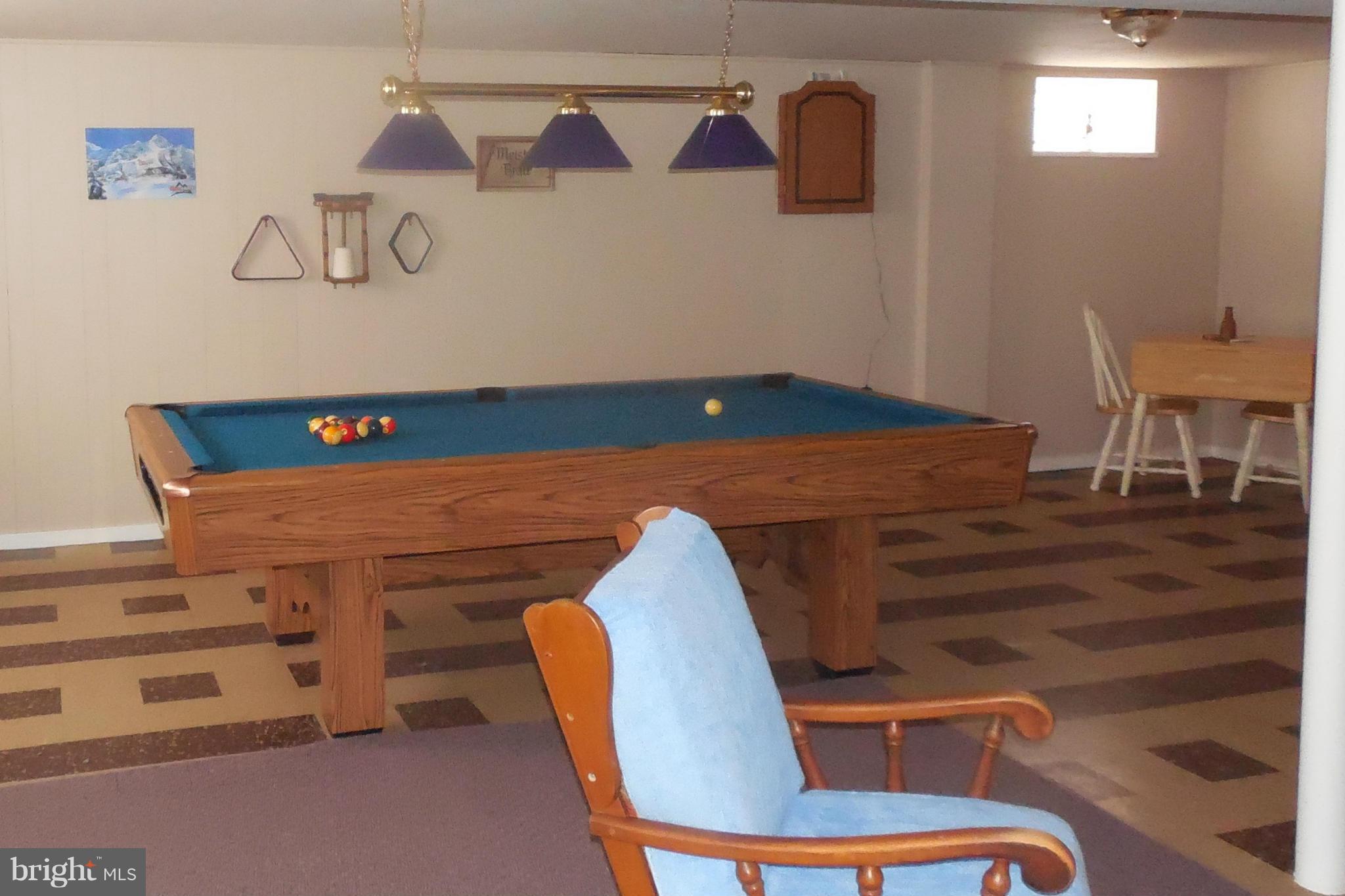 1322 Westburn Road Baltimore, MD 21228 - Photo 21 of 21 a view of workspace with lounge chair