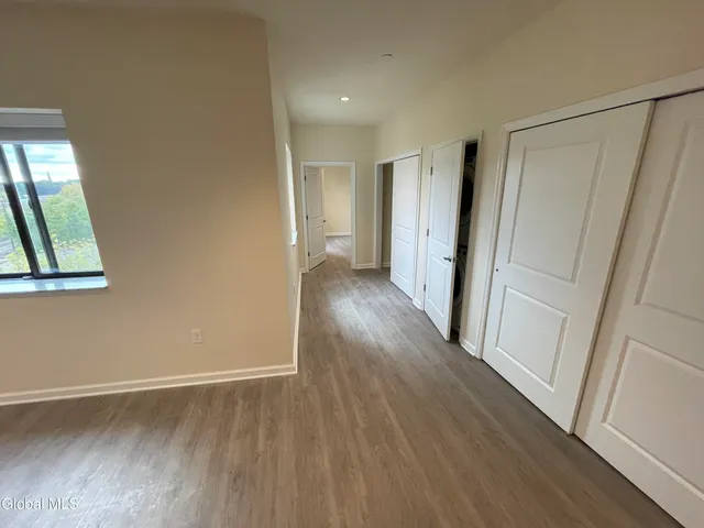 $1,595 | 192 Erie Boulevard, Schenectady, NY 12305