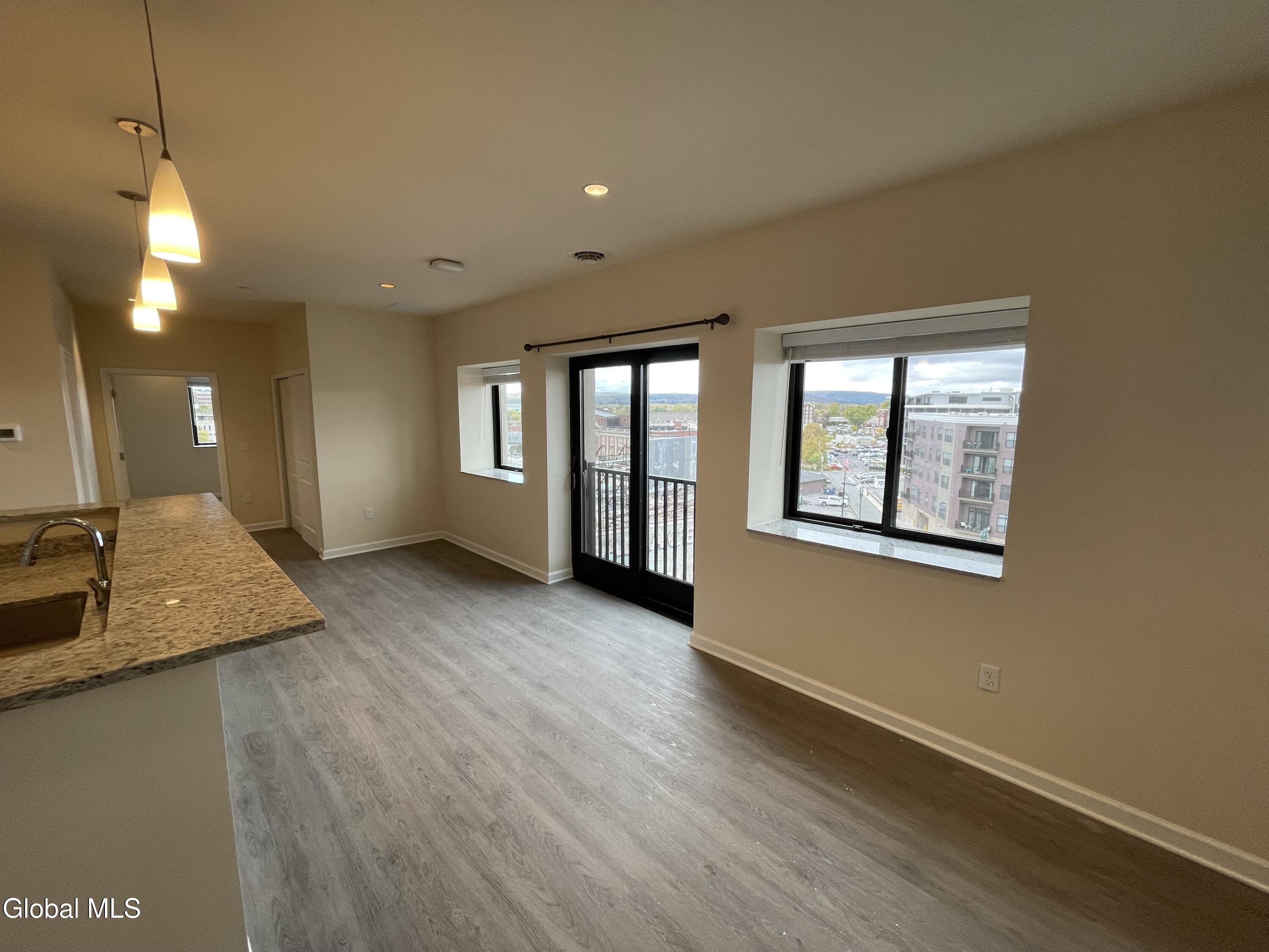 192 Erie Boulevard Schenectady, NY 12305 - Photo 24 of 56 IMG_6770