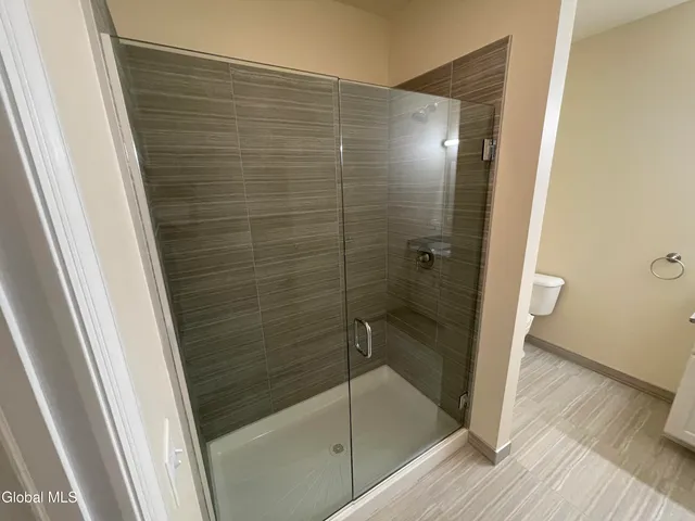 $1,595 | 192 Erie Boulevard, Schenectady, NY 12305