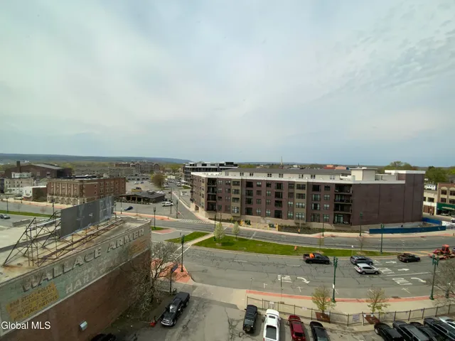 $1,595 | 192 Erie Boulevard, Schenectady, NY 12305