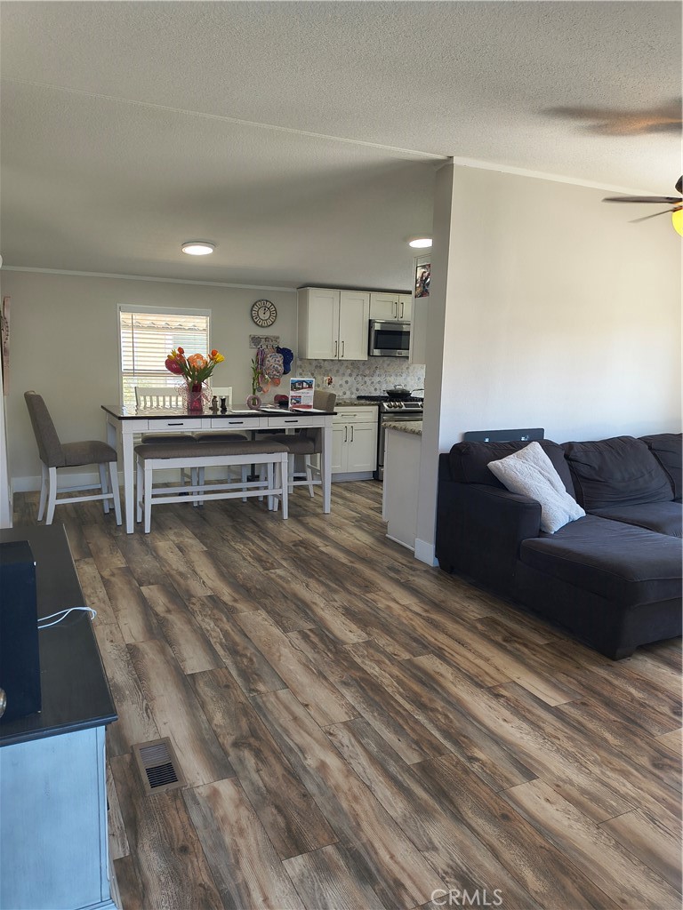 20401 Soledad Canyon Road, Unit 223 Canyon Country, CA 91351 - Photo 10 of 58