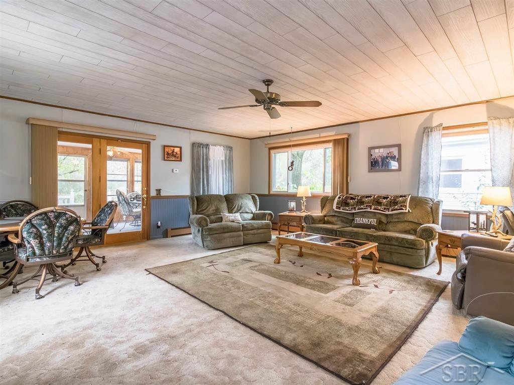 8682 Matthews Road Gladwin, MI 48624 - Photo 7 of 33