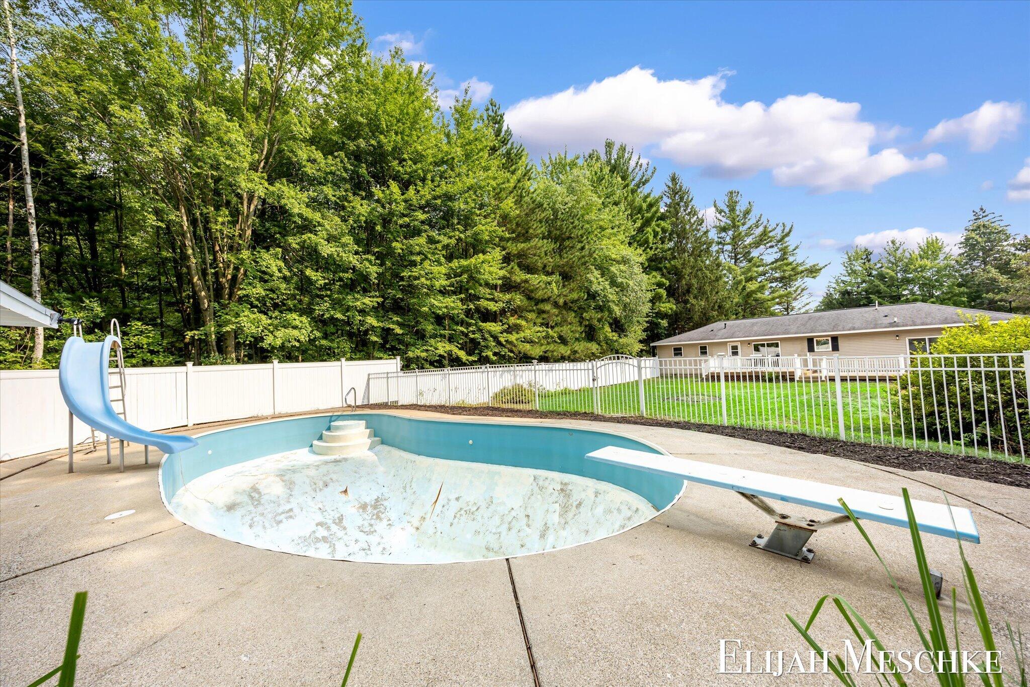 3240 East Riley-Thompson Road Twin Lake, MI 49457 - Photo 40 of 43 42-K1J10515