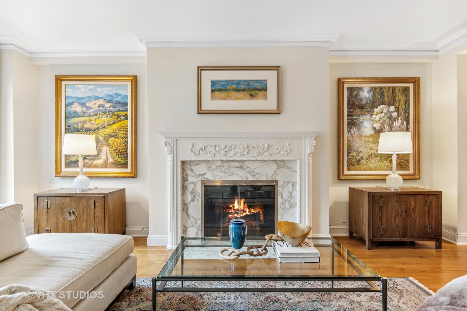3100 North Sheridan Road, Unit 8B Chicago, IL 60657 - Photo 6 of 28 a living room with furniture and a fireplace