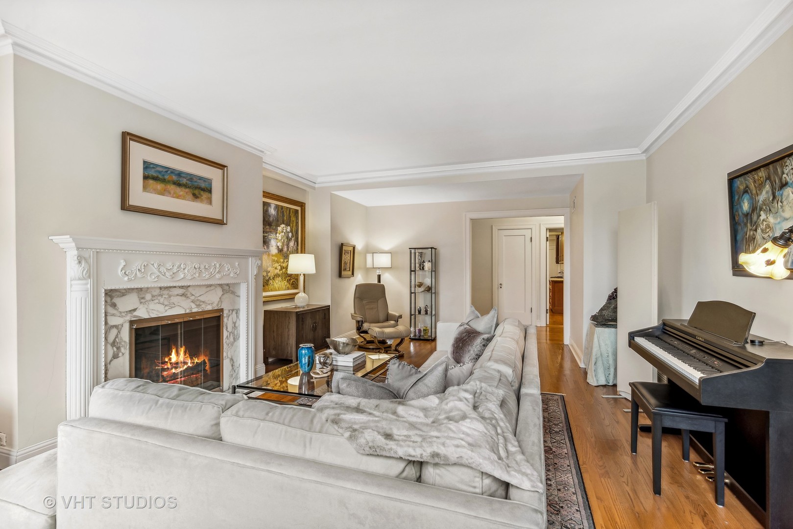 3100 North Sheridan Road, Unit 8B Chicago, IL 60657 - Photo 8 of 28 a living room with furniture and a fireplace
