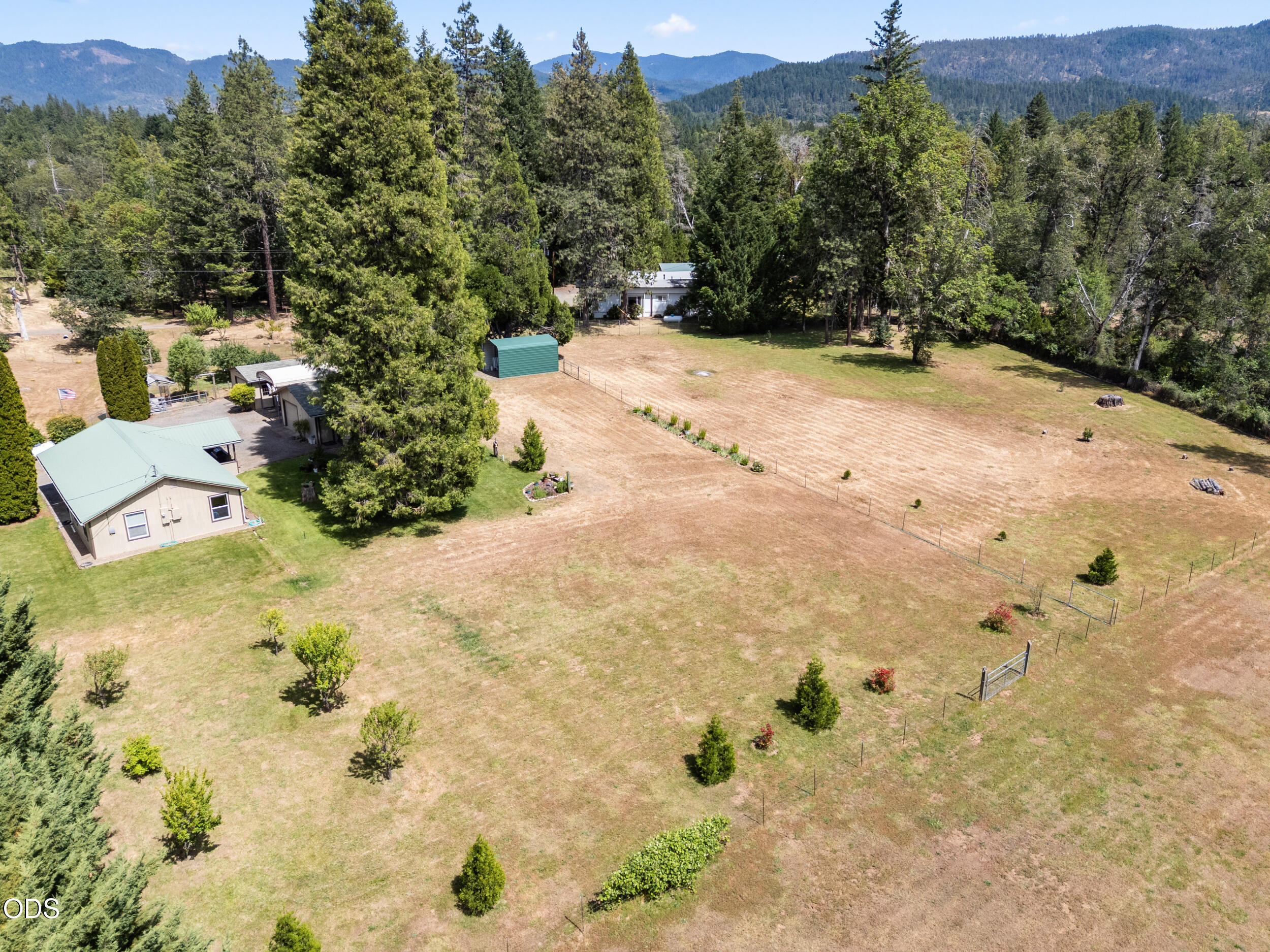 4551 Holland Loop Road Cave Junction, OR 97523 - Photo 26 of 41