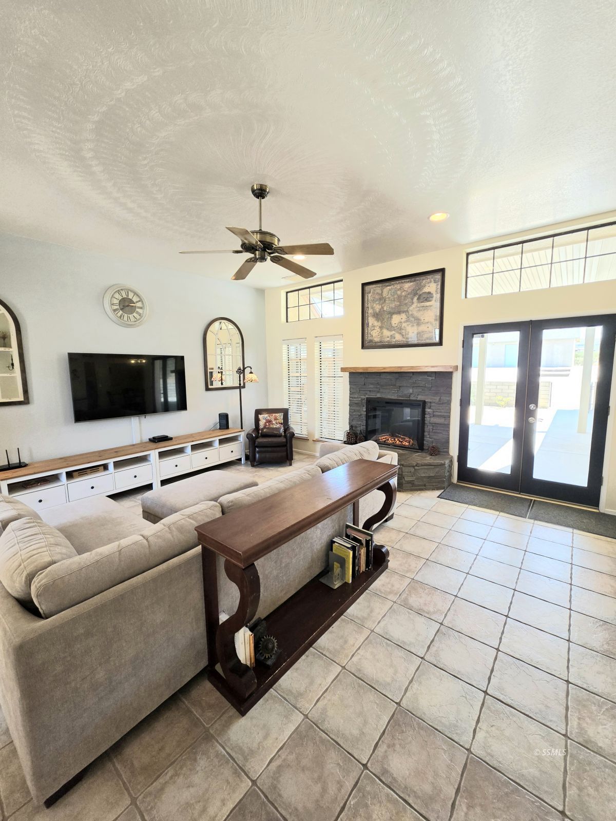 309 East Diamond Peak Avenue Ridgecrest, CA 93555 - Photo 6 of 50