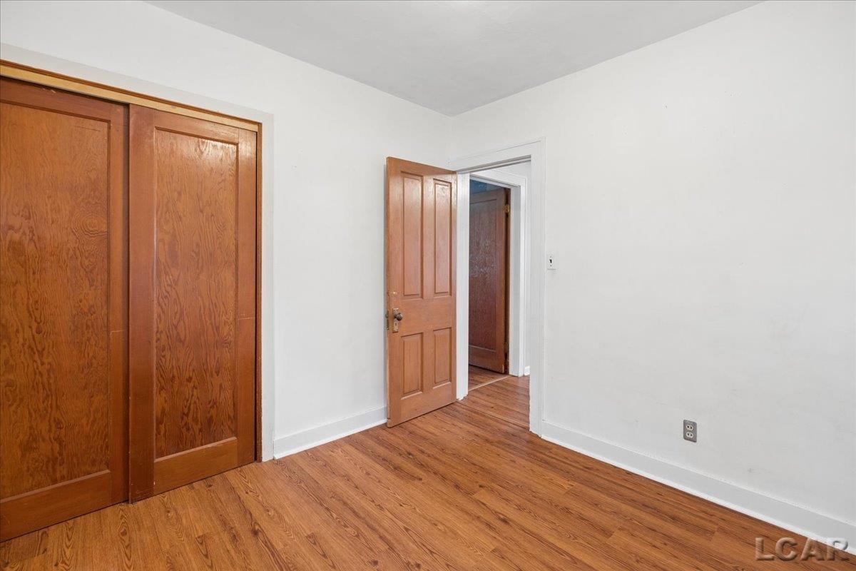 1237 Vine Street Adrian, MI 49221 - Photo 15 of 24 50213282-9d77df93-69af-4691-afe2-59fb56abea97.JPG