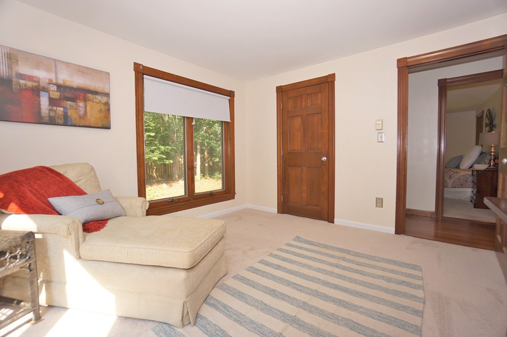 237 Spring Street Shrewsbury, MA 01545 - Photo 14 of 30 Gallery Image 14