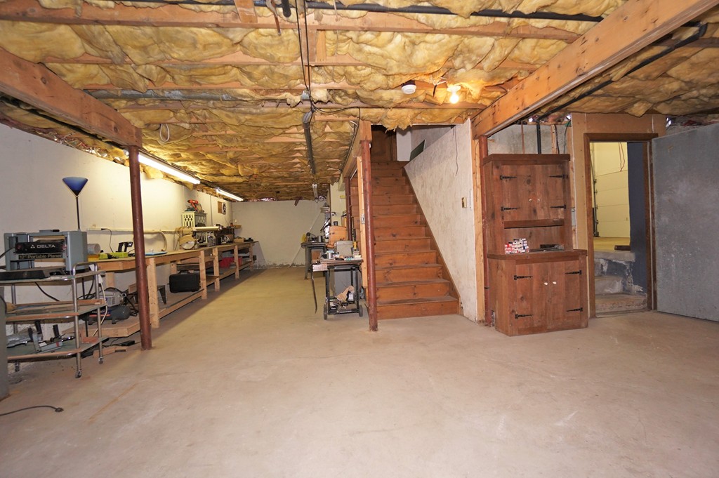 237 Spring Street Shrewsbury, MA 01545 - Photo 24 of 30 Gallery Image 24