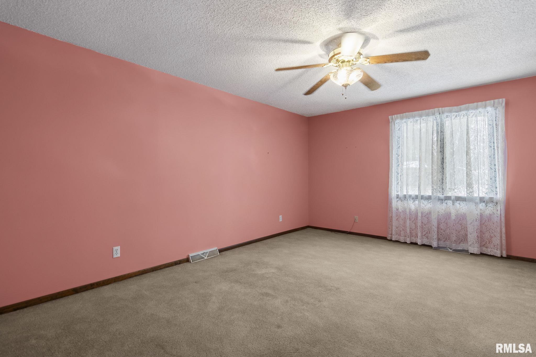 334 Norwalk Road Springfield, IL 62704 - Photo 21 of 39