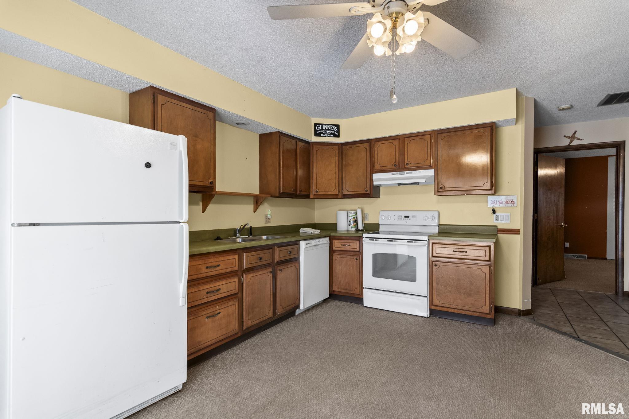334 Norwalk Road Springfield, IL 62704 - Photo 29 of 39