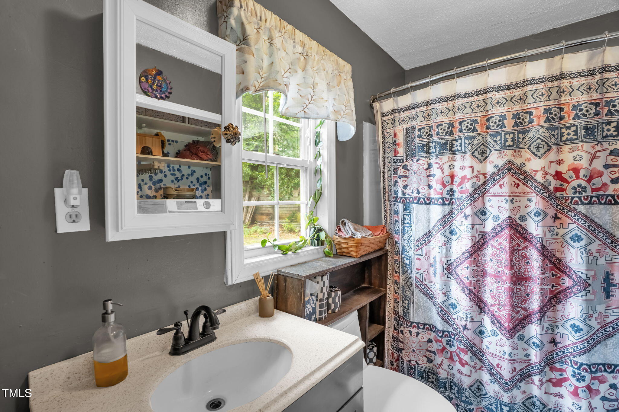 1869 Brevard Road Graham, NC 27253 - Photo 11 of 32 Full bathroom on main level