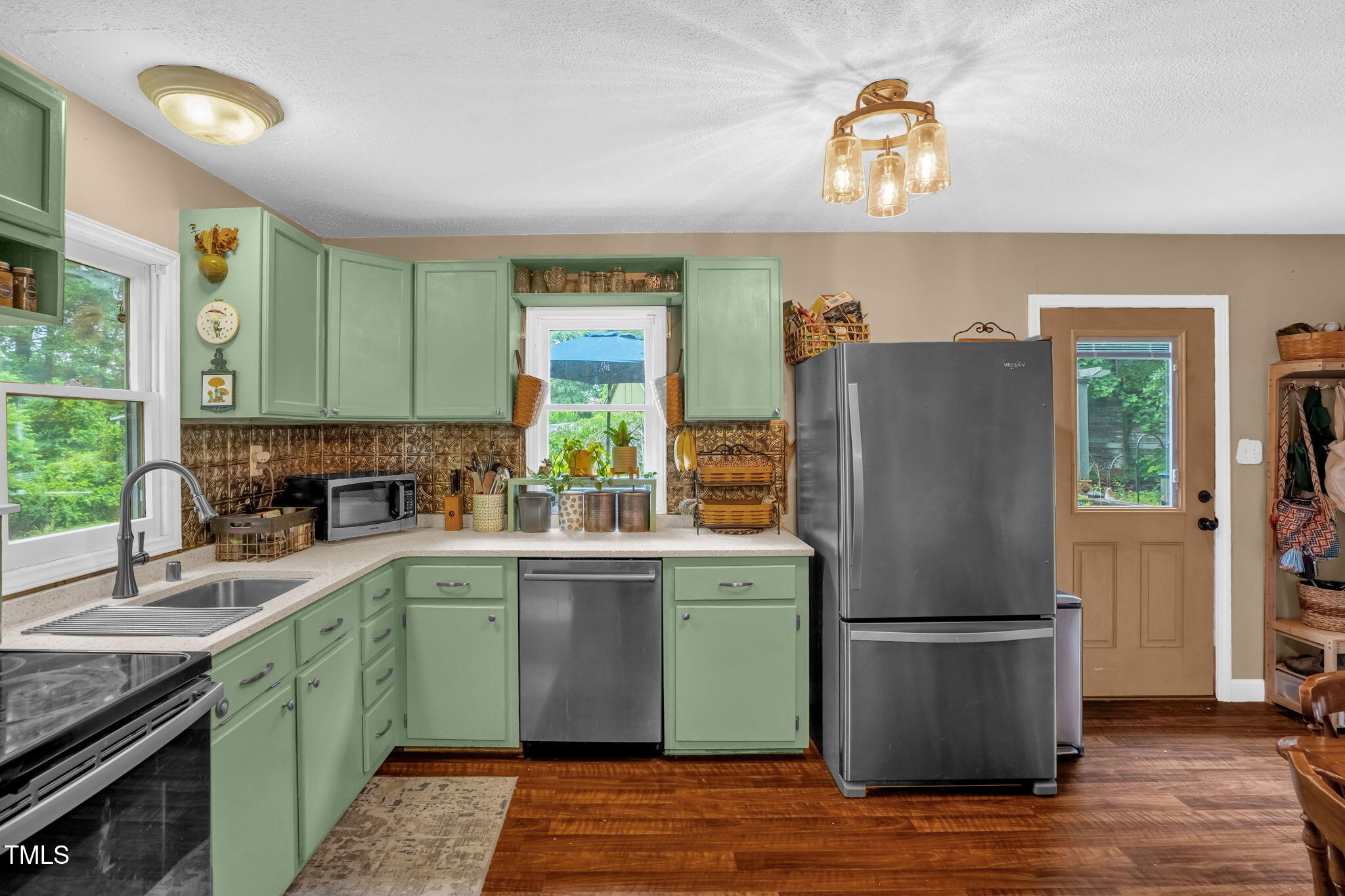 1869 Brevard Road Graham, NC 27253 - Photo 3 of 32 Kitchen